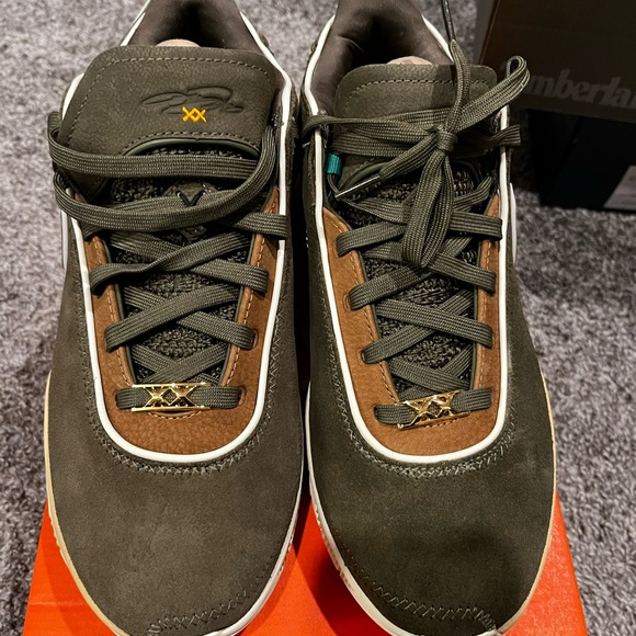 LeBron XX - Picture 3 of 7